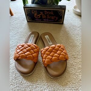 Steve Madden Orange Slides- Sz 6M